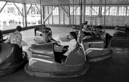 Lake Lansing Amusement Park - From Lansing State Journal